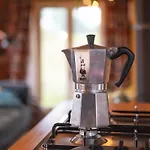 Tiny House Les Jours Heureux Sejour Nature Pres De Dinant Et Des Lacs De L Eau D Heure Lodge