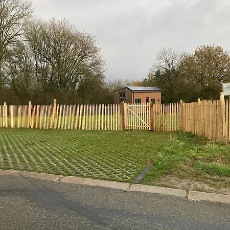 Tiny House Les Jours Heureux Sejour Nature Pres De Dinant Et Des Lacs De L Eau D Heure