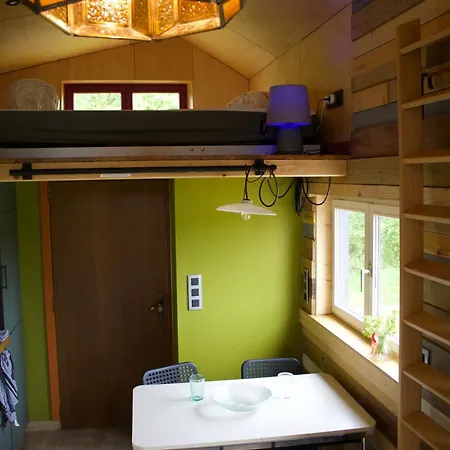 Tiny House Les Jours Heureux Sejour Nature Pres De Dinant Et Des Lacs De L Eau D Heure 山林小屋 Villers-le-Gambon