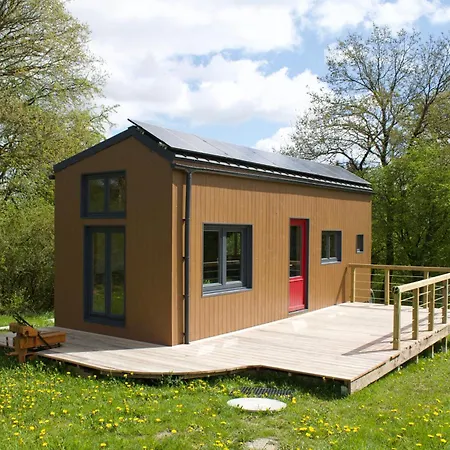 Lodge Tiny House Les Jours Heureux Sejour Nature Pres De Dinant Et Des Lacs De L Eau D Heure Villers-le-Gambon