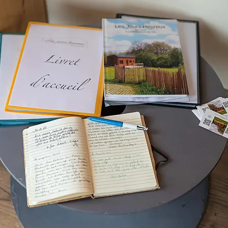 Tiny House Les Jours Heureux Sejour Nature Pres De Dinant Et Des Lacs De L Eau D Heure Villers-le-Gambon